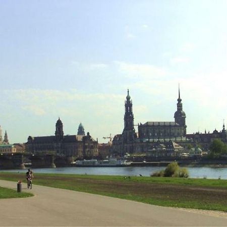 Exklusive Ferienwohnung An Der Elbe Дрезден Екстер'єр фото