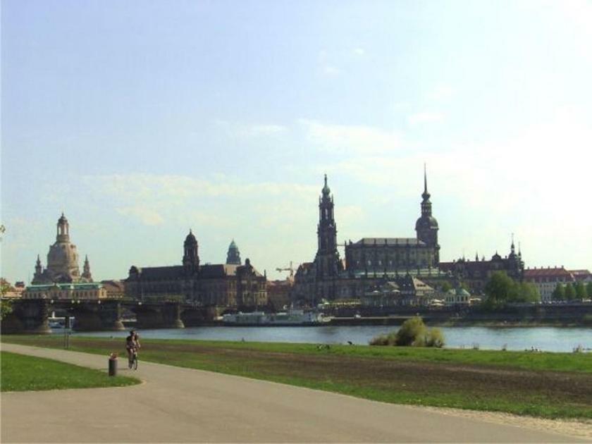 Exklusive Ferienwohnung An Der Elbe Дрезден Екстер'єр фото
